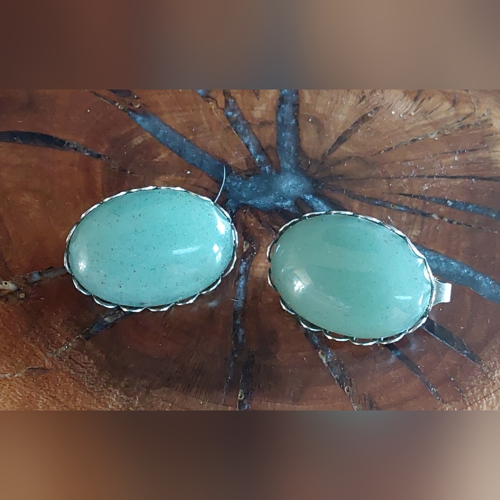 VINTAGE JADE CABOCHON & SILVER CLIP EARRINGS
